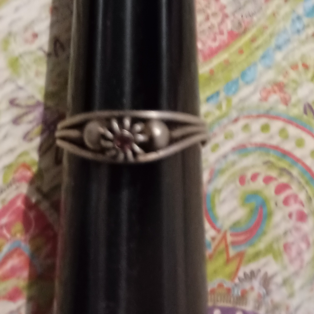 Elegant Silver Adjustable Toe Ring With Red Gemstone.